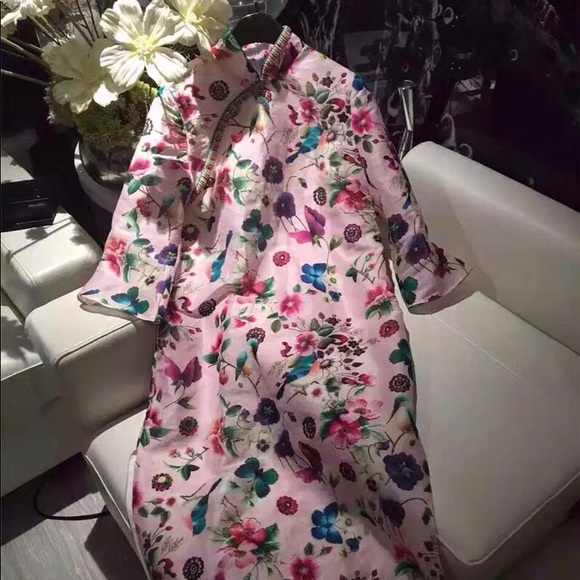 Dress - Picture 2 of 5